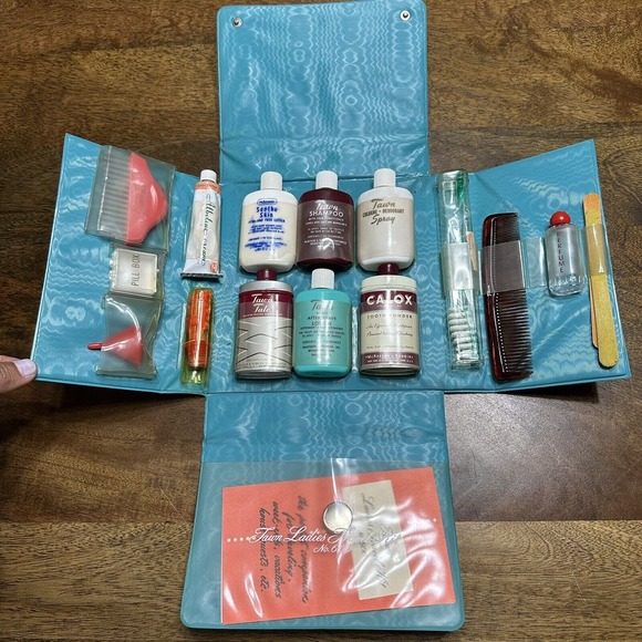 Other - Tawn ladies travel kit No. 600 new old stock Featured‎ In The Smithsonian Museum